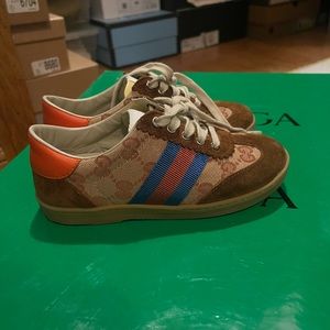 Gucci kids shoes